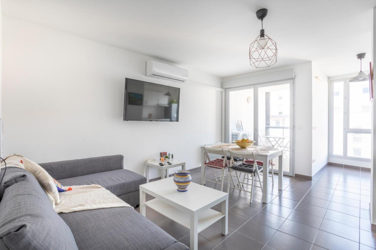New Joliette Comfortable Apartment Well Located With Private Parking Marseille Bagian luar foto